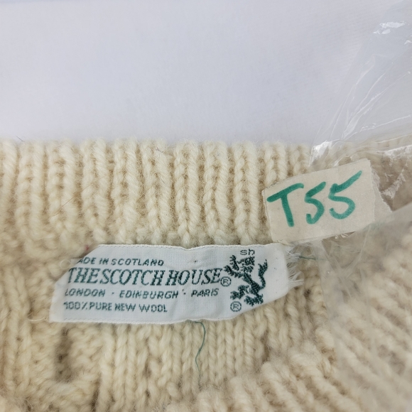 The Scotch House Vintage Scottish wool pullover sweater made in Scotland - Picture 2 of 5